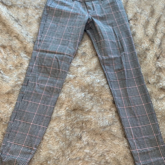 Old Navy Pants $5 each. Sold together or separately - Picture 11 of 14